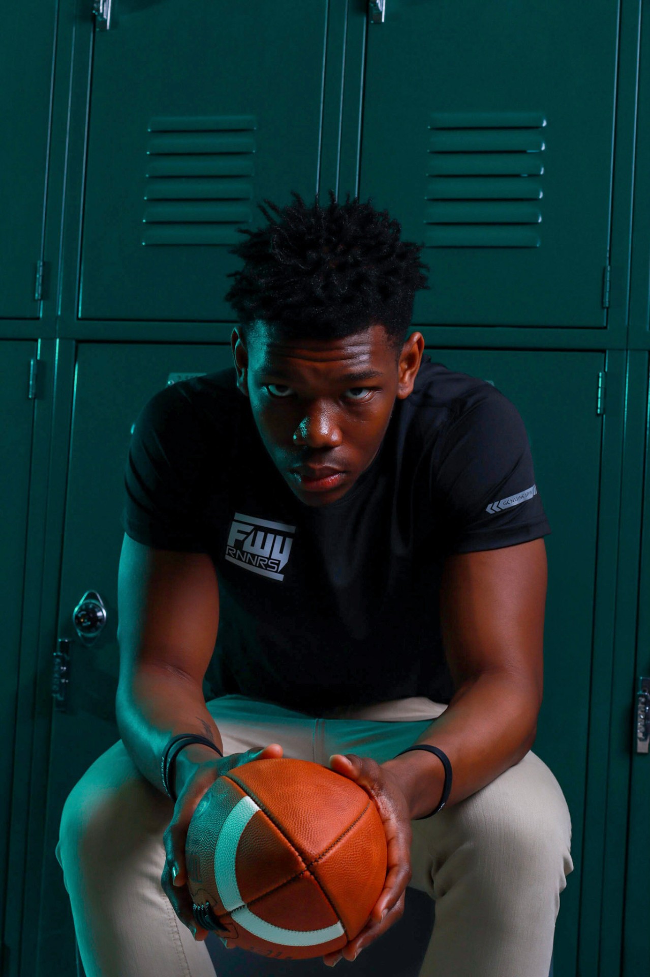 FWY Runners locker room portrait