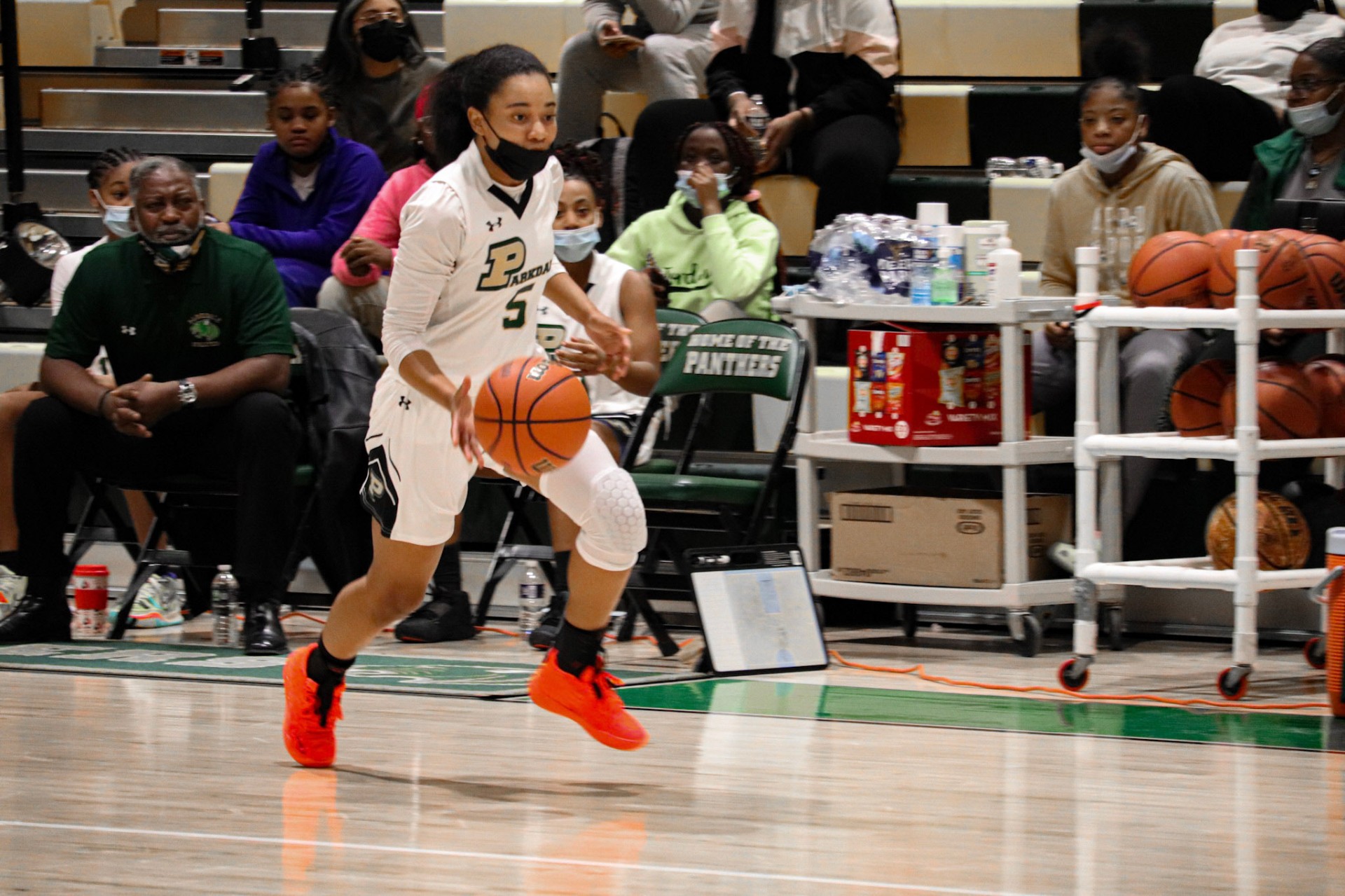 Parkdale guard pushing the fast break